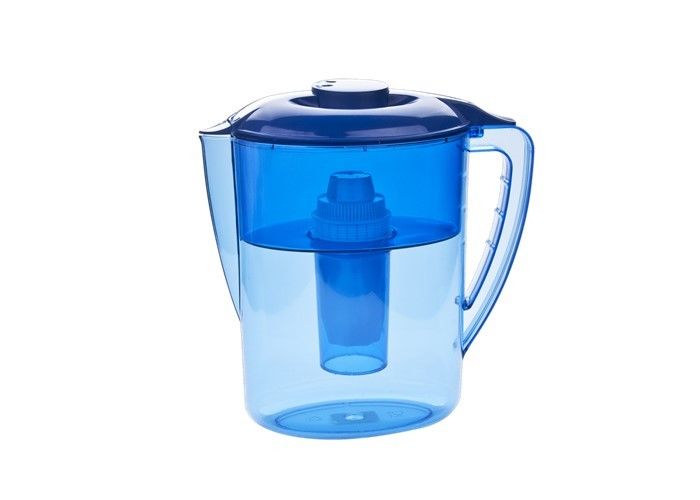 Blue Color 2.8 L Water Filtration Filters With Easily Replaceable Cartridge