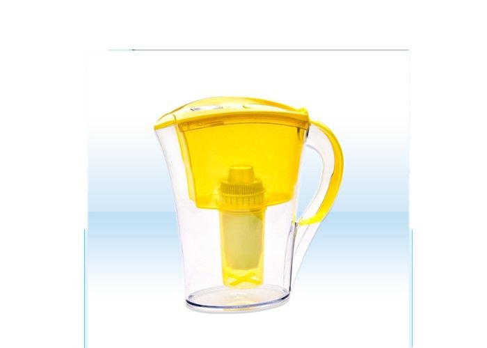 Light Yellow Functional Drinking Water Filter Jug For Removing Heavy Metal